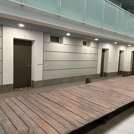 Bright New Between And Centre Apartament *