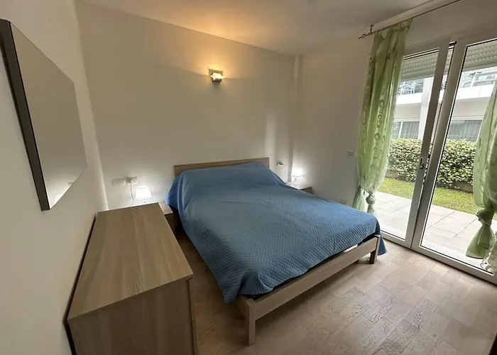 Bright New Between And Centre